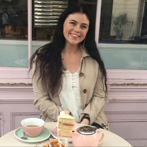 Meet your Posher, Keva